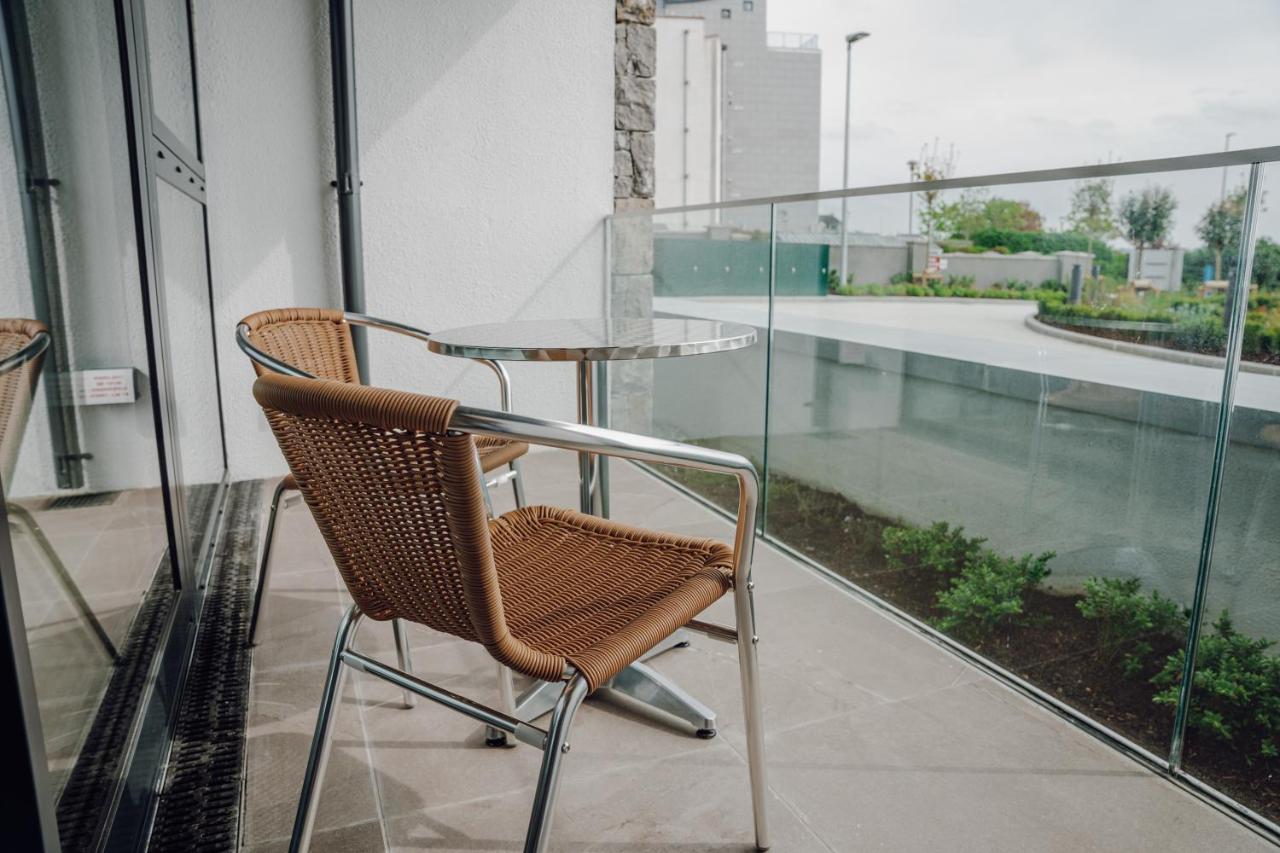 Shoreline Apartments Galway Extérieur photo