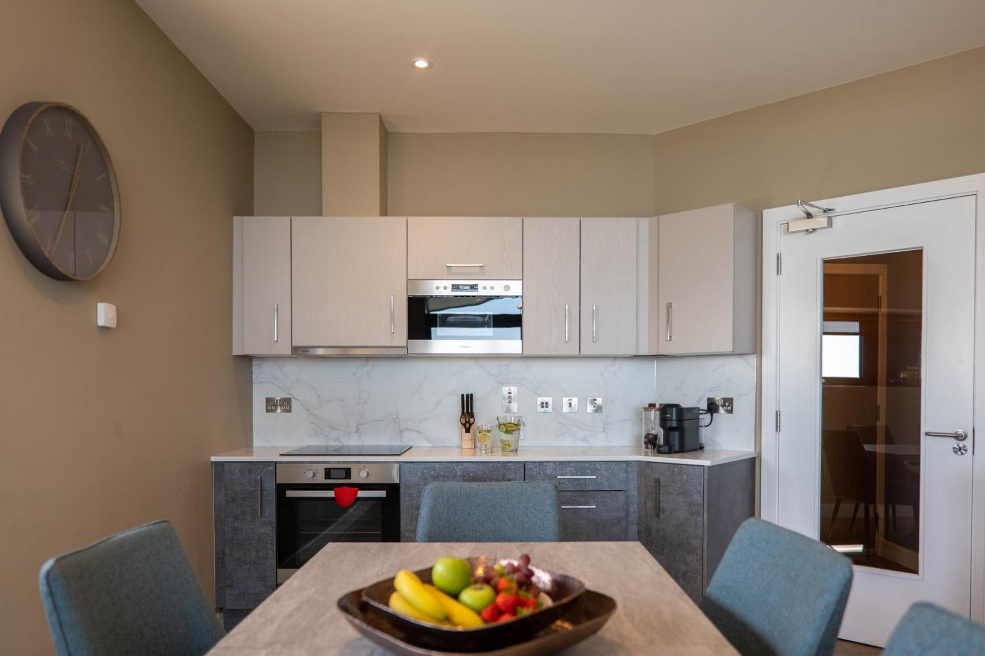 Shoreline Apartments Galway Extérieur photo