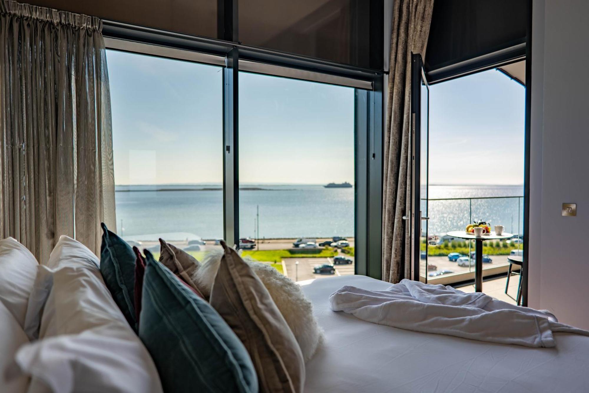 Shoreline Apartments Galway Extérieur photo