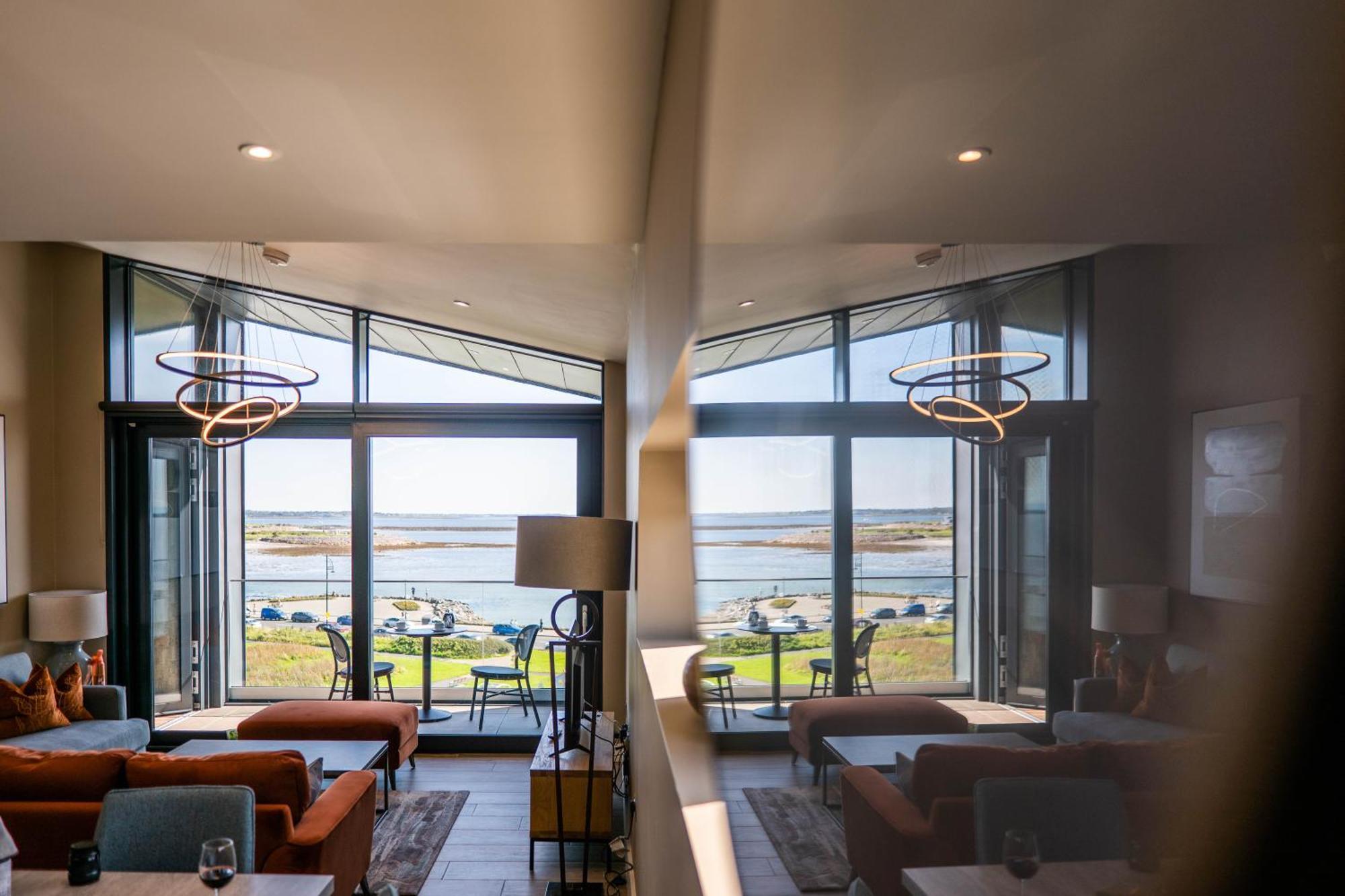 Shoreline Apartments Galway Extérieur photo