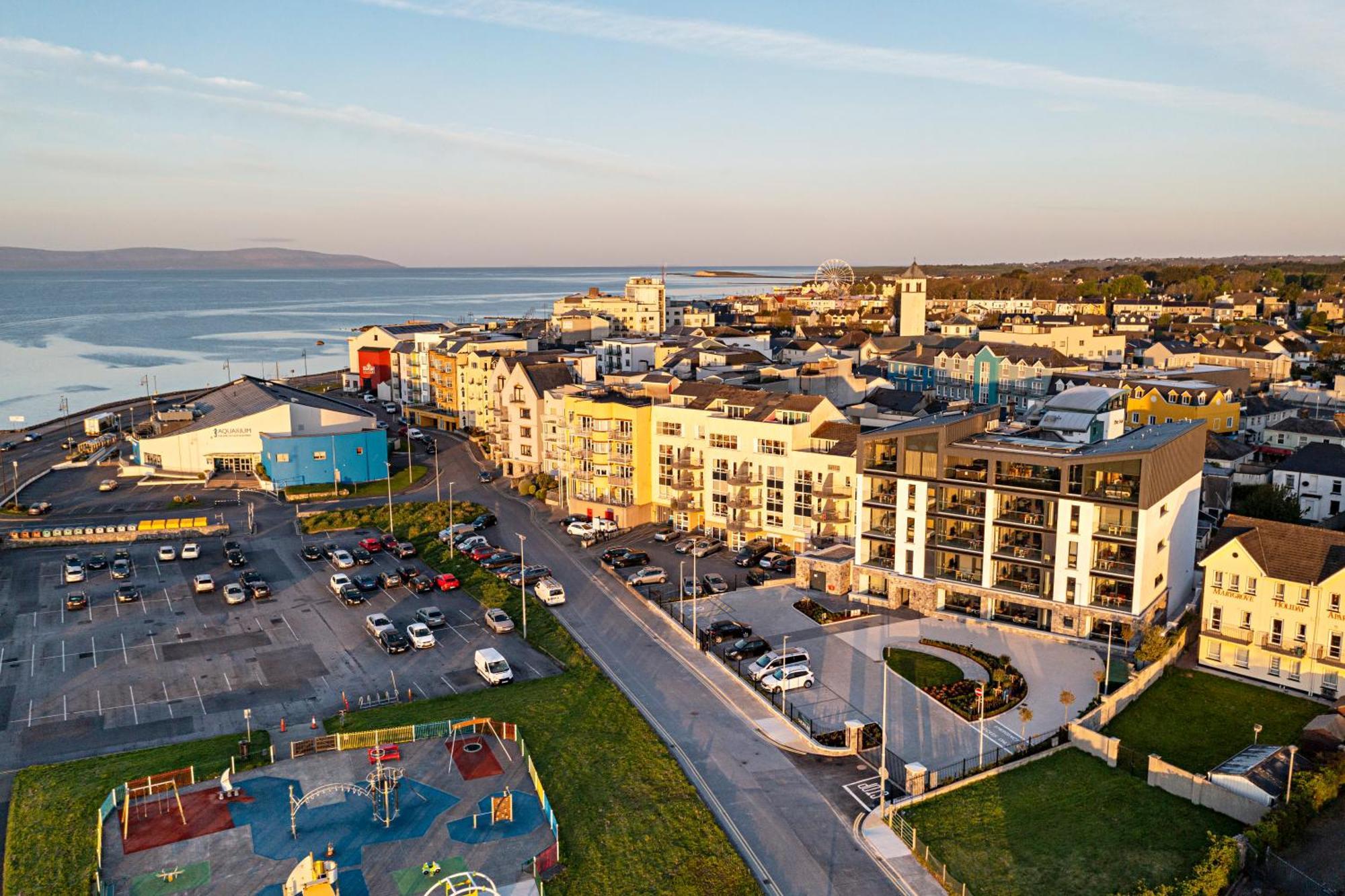 Shoreline Apartments Galway Extérieur photo